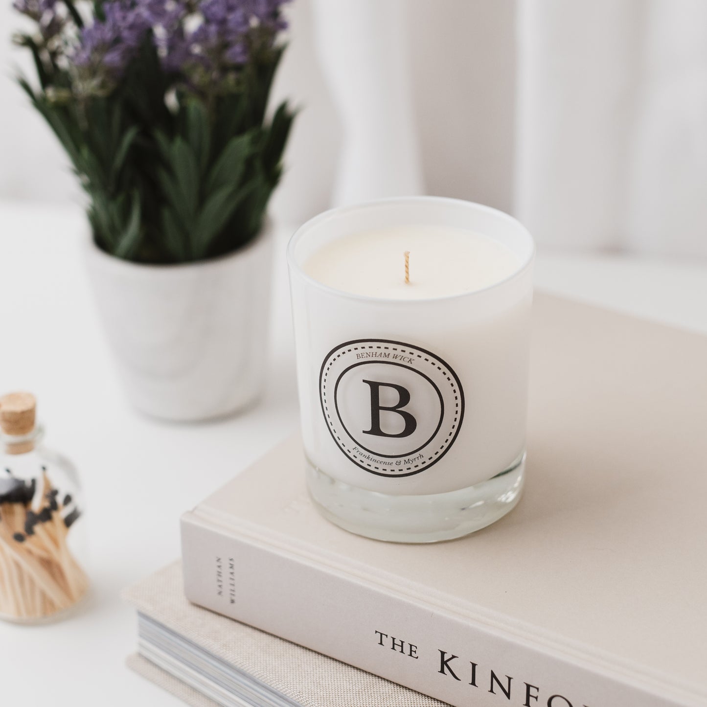 Festive Candle - Frankincense & Myrrh