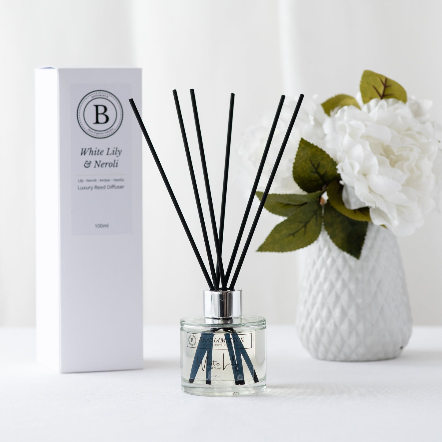 White Lily & Neroli Fragranced Reed Diffuser